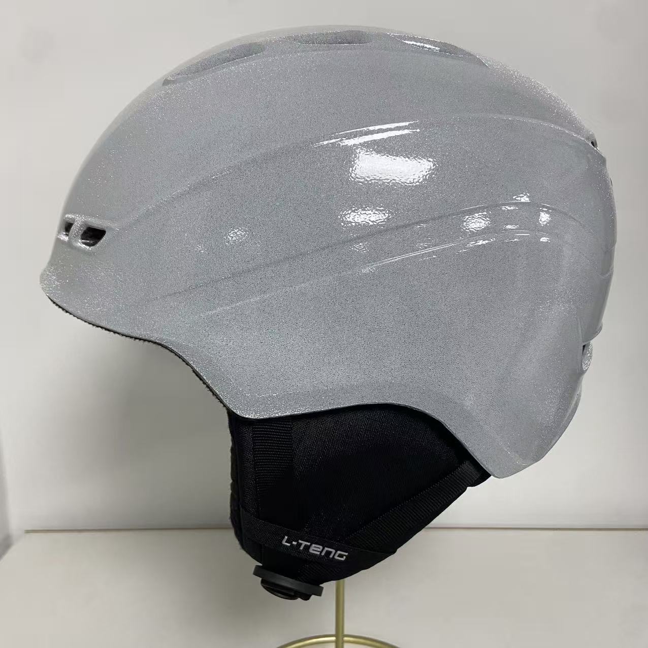 Ski Helmet Sk-135 thumbnail 2